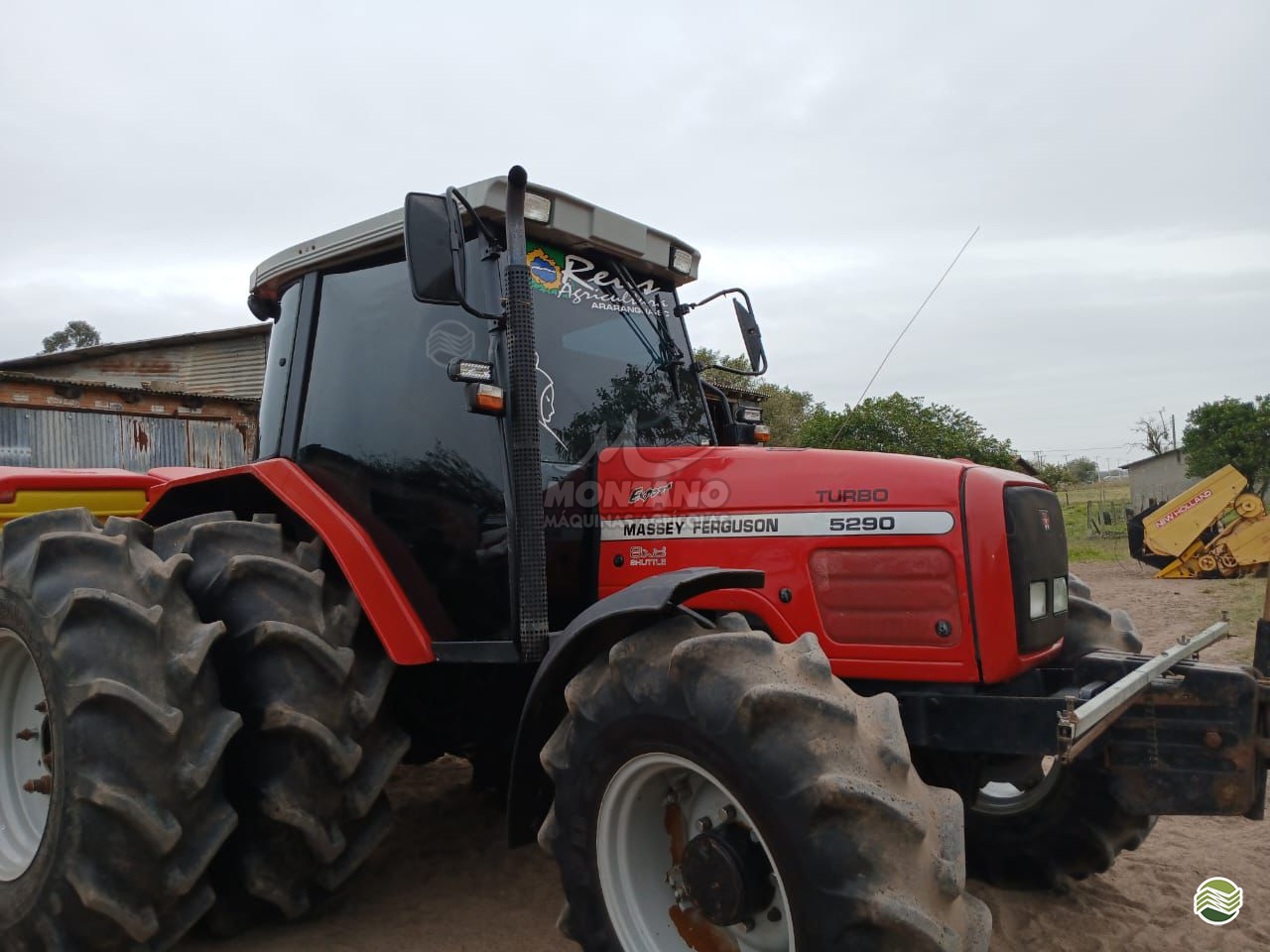 TRATOR MASSEY FERGUSON MF 5290 Tração 4x4 Montano Máquinas Agrícolas LAGOA VERMELHA RIO GRANDE DO SUL RS